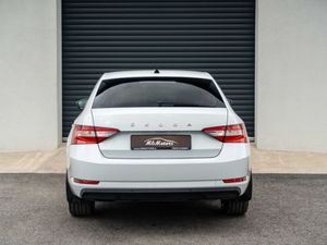 Skoda Superb AMB 2.0 TDI Auto  sportline Sty - Image 4