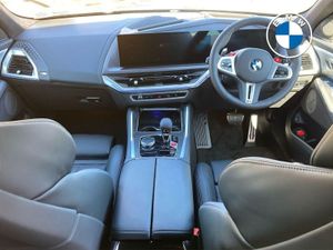 BMW XM 50e - Image 4
