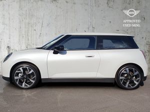 MINI HATCH Cooper SE - Image 4
