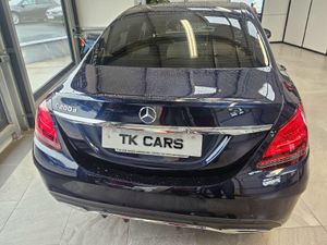 19 MERCEDES BENZ C-CLASS AVANTGARDE - Image 4