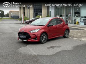 Toyota Yaris 1.5 PLATINUM 4DR - Image 3