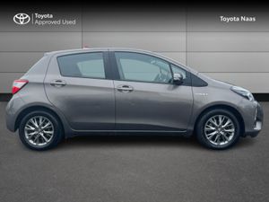 Toyota Yaris YARIS HYBRID 5DR LUNA - Image 3