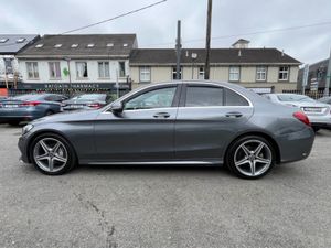 Mercedes-Benz C-Class 200 D AMG - Image 4