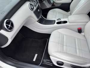 Mercedes Benz A Class 2015 white - Image 4