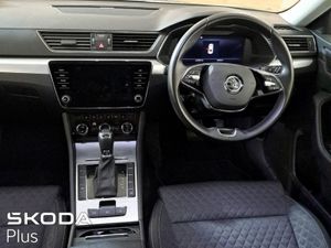 Skoda Superb Superb AMB 2.0tdi 150HP DSG - Image 4