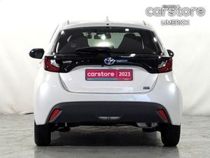 Toyota Yaris Hybrid - Image 4