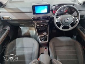 Dacia Sandero Stepway TCe 90 Stepway Prestige - Image 2