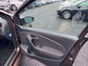 VOLKSWAGON POLO 2016 brown 1.2L - Image 4