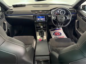 Skoda Superb SPORTLINE 2.0 TDI 150HP 5DR - Image 3