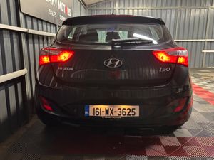 2016 Hyundai i30 1.6 Diesel Deluxe Manual - Image 2
