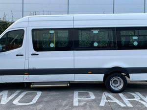 Sprinter Bus 18 Seats Plus Wheelchair Lift - Image 4