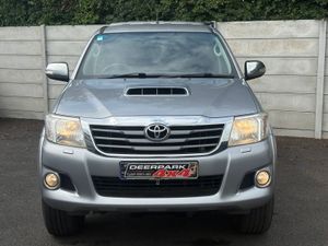 2016 Toyota Hilux Invincible 3.0 D4D Crewcab - Image 3
