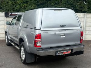 2016 Toyota Hilux Invincible 3.0 D4D Crewcab - Image 4