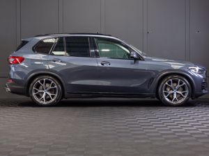 2019 BMW X5 X-Drive 30d X-Line 5 Seat N1 Crewcab - Image 2
