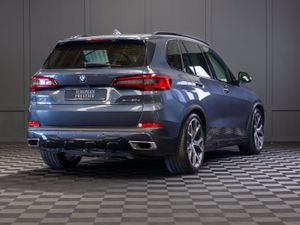2019 BMW X5 X-Drive 30d X-Line 5 Seat N1 Crewcab - Image 3