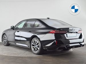 BMW i5 Edrive40 M Sport Saloon - Image 2