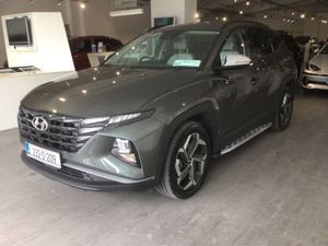 Hyundai Tucson Executive 4WD Plug IN Hybrid - Image 4