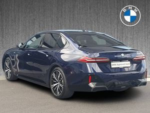 BMW 5 Series 530e M Sport Saloon - Image 3