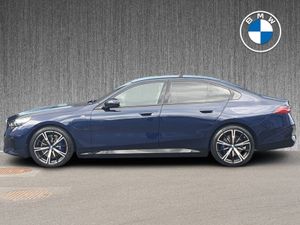 BMW 5 Series 530e M Sport Saloon - Image 4