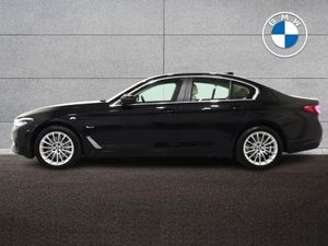 BMW 5 Series 530e SE Saloon - Image 3