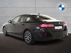 BMW 5 Series 530e M Sport Saloon - Image 3