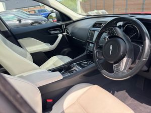 Jaguar F-Pace 2017 Prestige Auto 4WD - Image 3