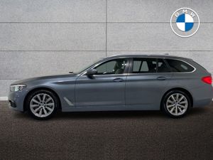 BMW 5 Series 520d SE Touring - Image 4