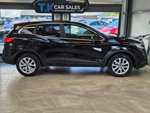 19 RENAULT KADJAR PLAY PETROL - Image 2