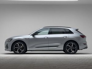 Audi E-Tron 55 Black Edition Quattro - Image 4