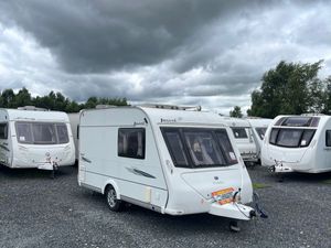 Superlight Elddis Avante 2 Berth Caravan - Image 2