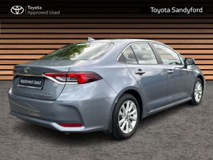 Toyota Corolla HYBRID LUNA AUTO SALOON // TOYOTA S - Image 2