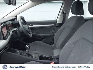 Volkswagen Golf Life 1.0tsi 110BHP  parking Senso - Image 4