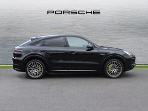 Porsche Cayenne 3.0 V6 E-hybrid 4WD Auto - Image 4