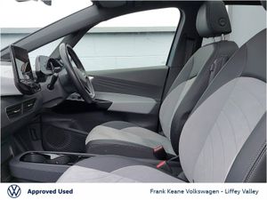 Volkswagen ID.3 58kwh Family 145HP  IQ Headlights - Image 4