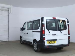 2020 RENAULT TRAFFIC 9 SEATER - Image 4