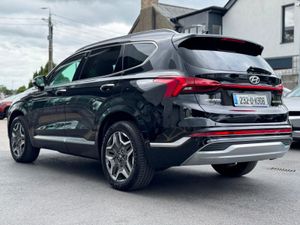 Hyundai Santa Fe 1.6 Phev 4WD Executive Plus Auto - Image 3