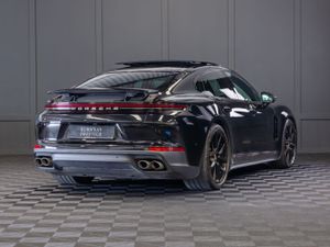 2024 Porsche Panamera 4 V6 E-Hybrid - Image 3