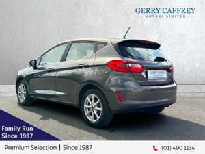 Ford Fiesta TITANIUM 1.10 85PS 5SPEED 4DR - Image 3