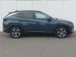 Hyundai Tucson 4WD Executive Plus Phev Auto 2 Ton - Image 4