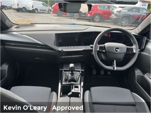 Opel Astra Elegance 1.2 130ps - Image 4