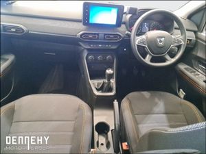 Dacia Sandero Stepway TCe 90 Comfort  69.0 per We - Image 3