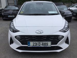 Hyundai i10 Classic 5DR - Only 21 000 Km - Warran - Image 4
