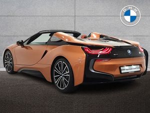 BMW i8 Roadster - Image 3