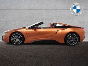 BMW i8 Roadster - Image 4