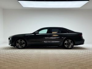 BMW 7 Series 750E M Sport Xdrive  huge Spec - Image 2