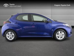 Toyota Yaris YARIS 1.5 HYBRID LUNA - Image 3