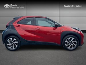 Toyota Aygo X 1.0 DESIGN 4DR - Image 3