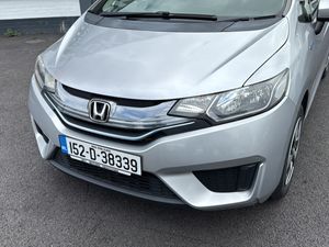 2015 Honda Fit 1.5 Hybrid Auto, 55k Miles only - Image 2