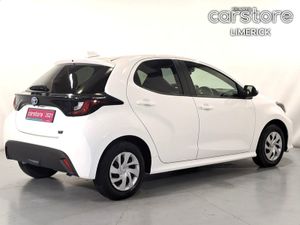 Toyota Yaris Hybrid Auto 5DR - Image 3