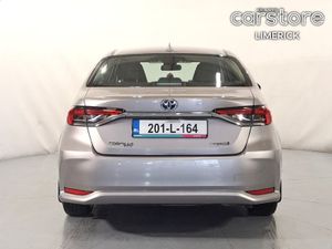Toyota Corolla 1.8 Hybrid Luna Saloon - Image 4